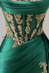strapless-corset-ruched-short-sparkly-dark-green-appliqued-homecoming-dress-with-ruffles